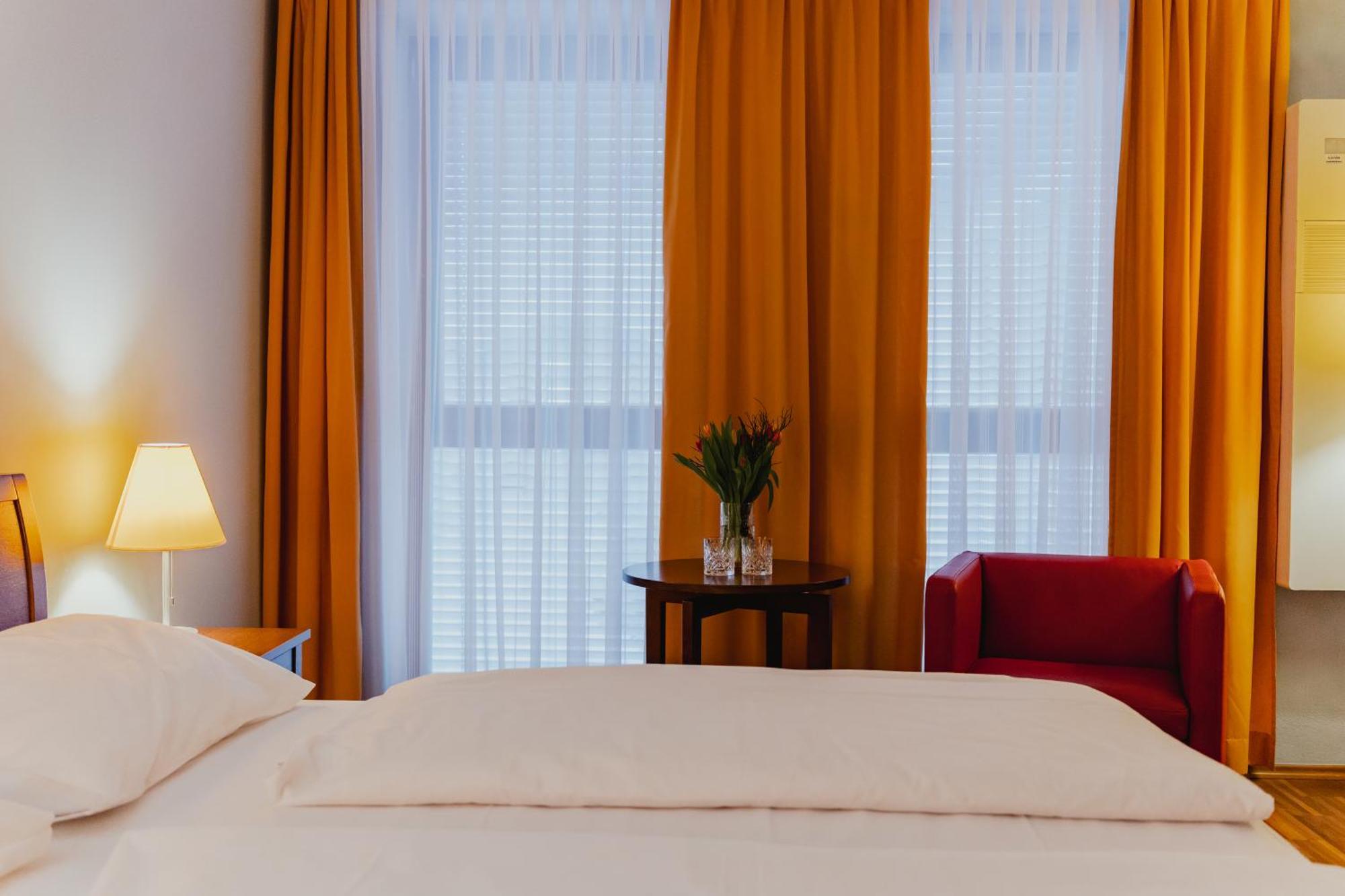 Hotel Sporer 巴特拉德克斯堡 外观 照片