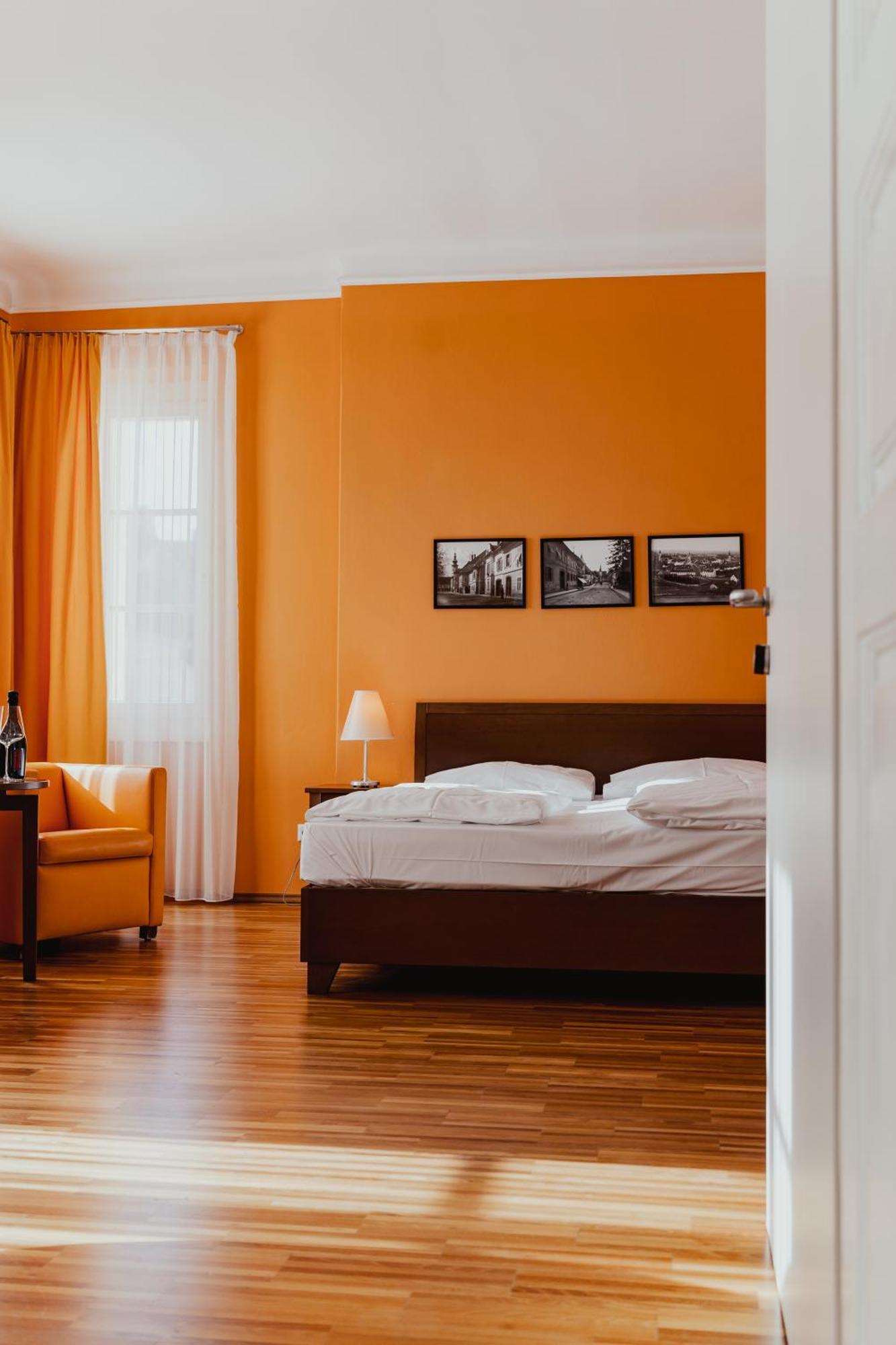 Hotel Sporer 巴特拉德克斯堡 外观 照片